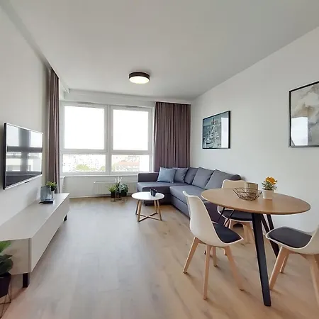 Apartment Elegant 3city With Parking In By Renters Gdansk